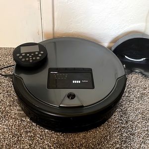 Robot vacuum cleaner